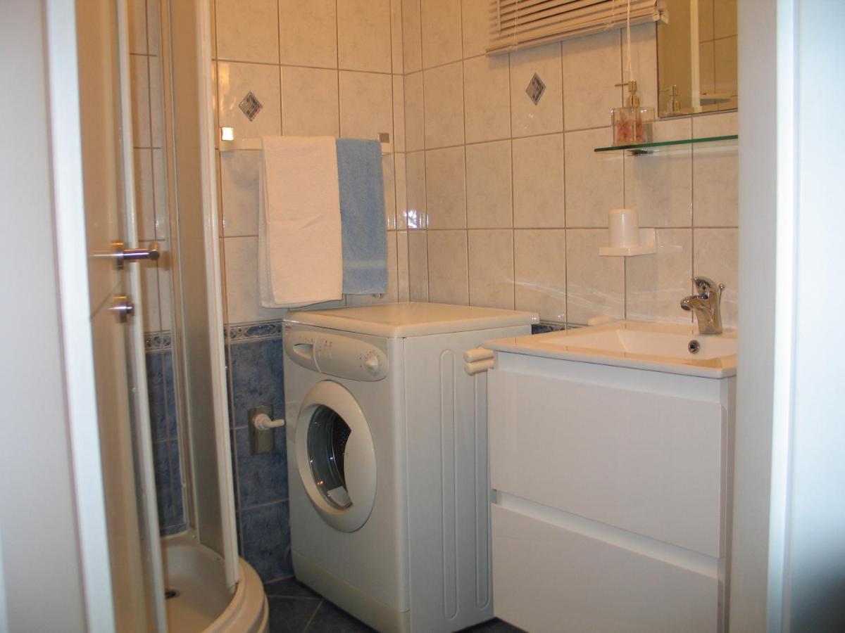 Apartmani Kunteja Pag Town Bagian luar foto