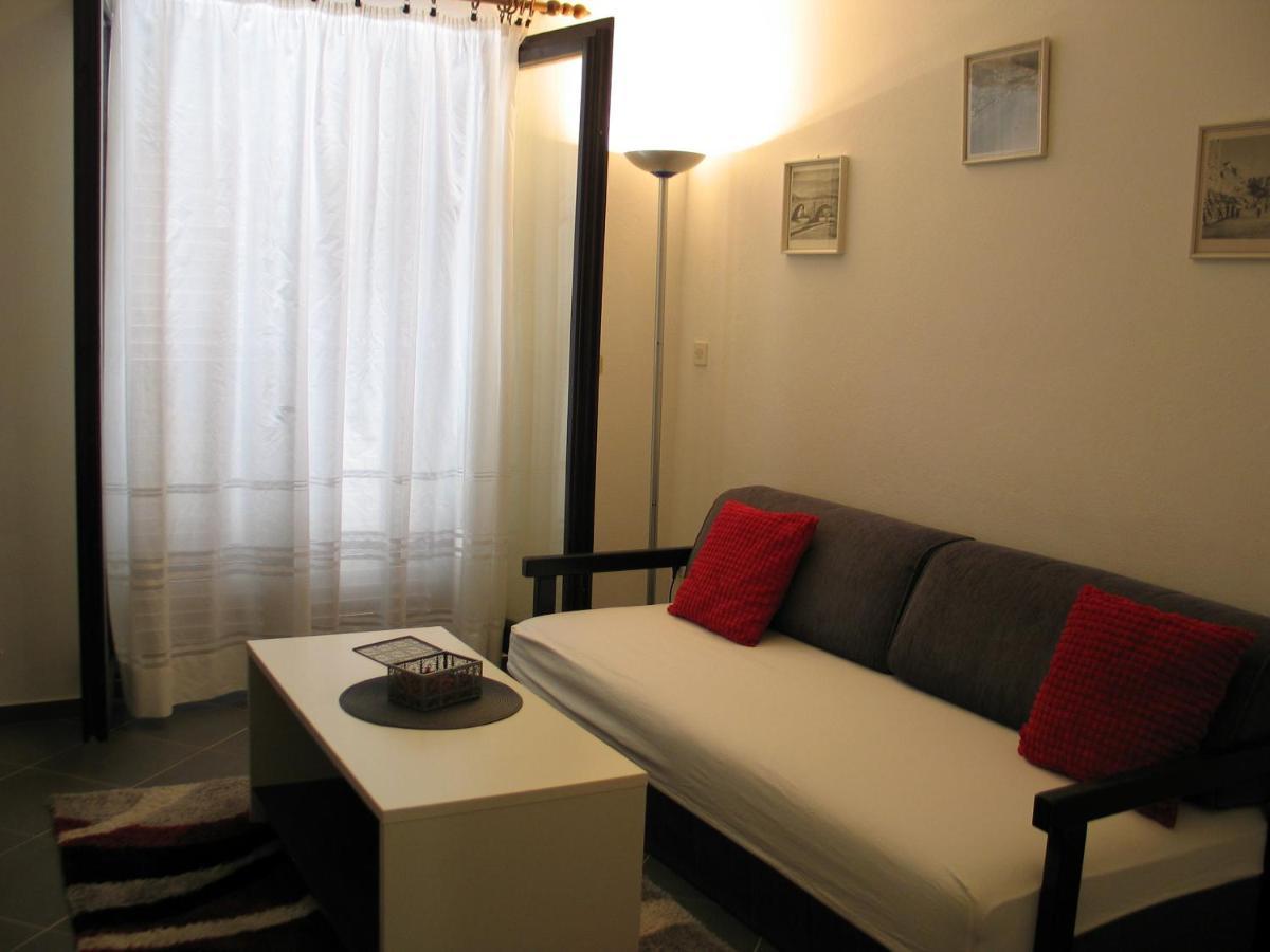 Apartmani Kunteja Pag Town Bagian luar foto
