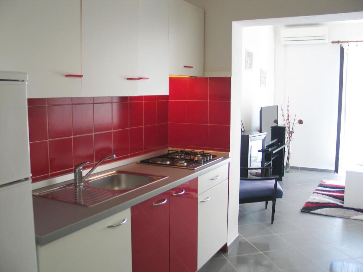 Apartmani Kunteja Pag Town Bagian luar foto